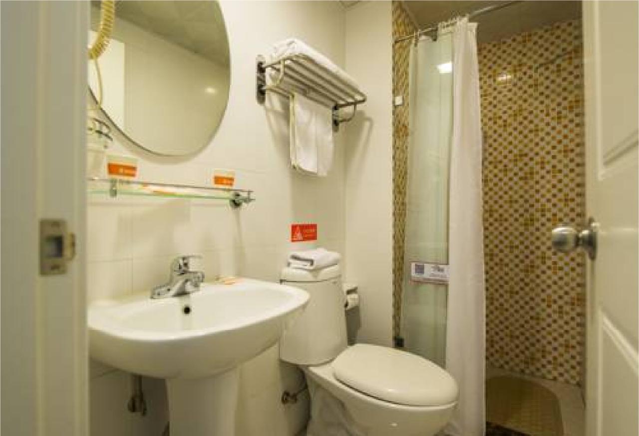 Home Inn Guangzhou Zhujiang New City Экстерьер фото